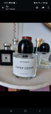 Perfume Byredo Supercedar