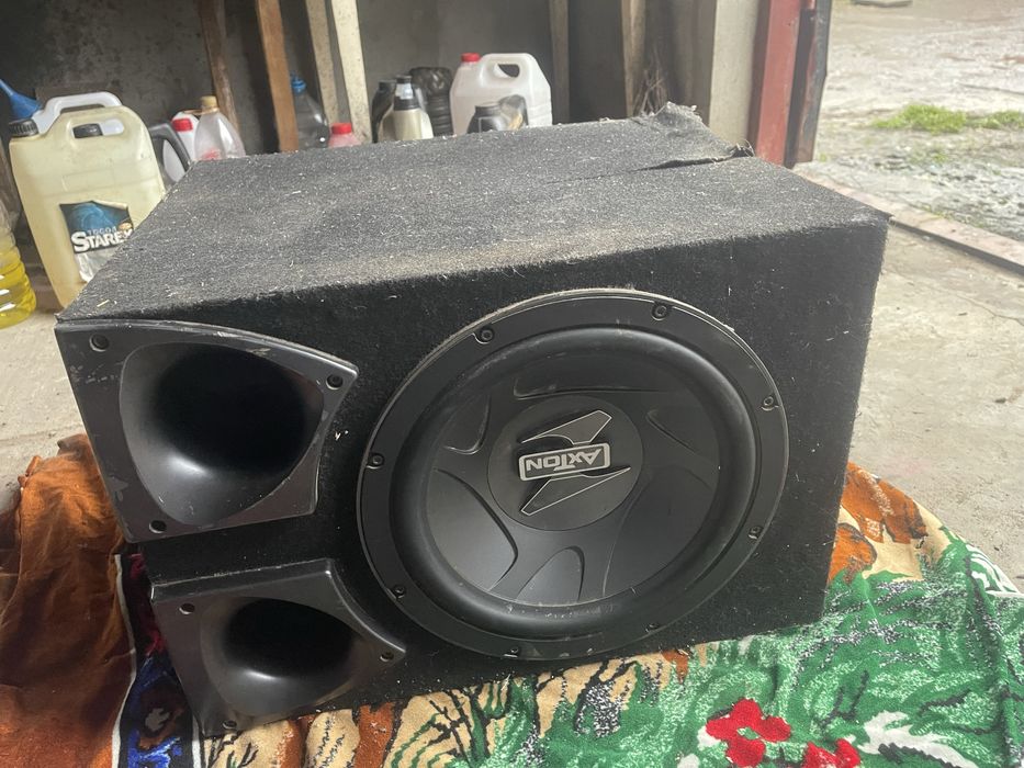 Продам сабвуфер з усилителем