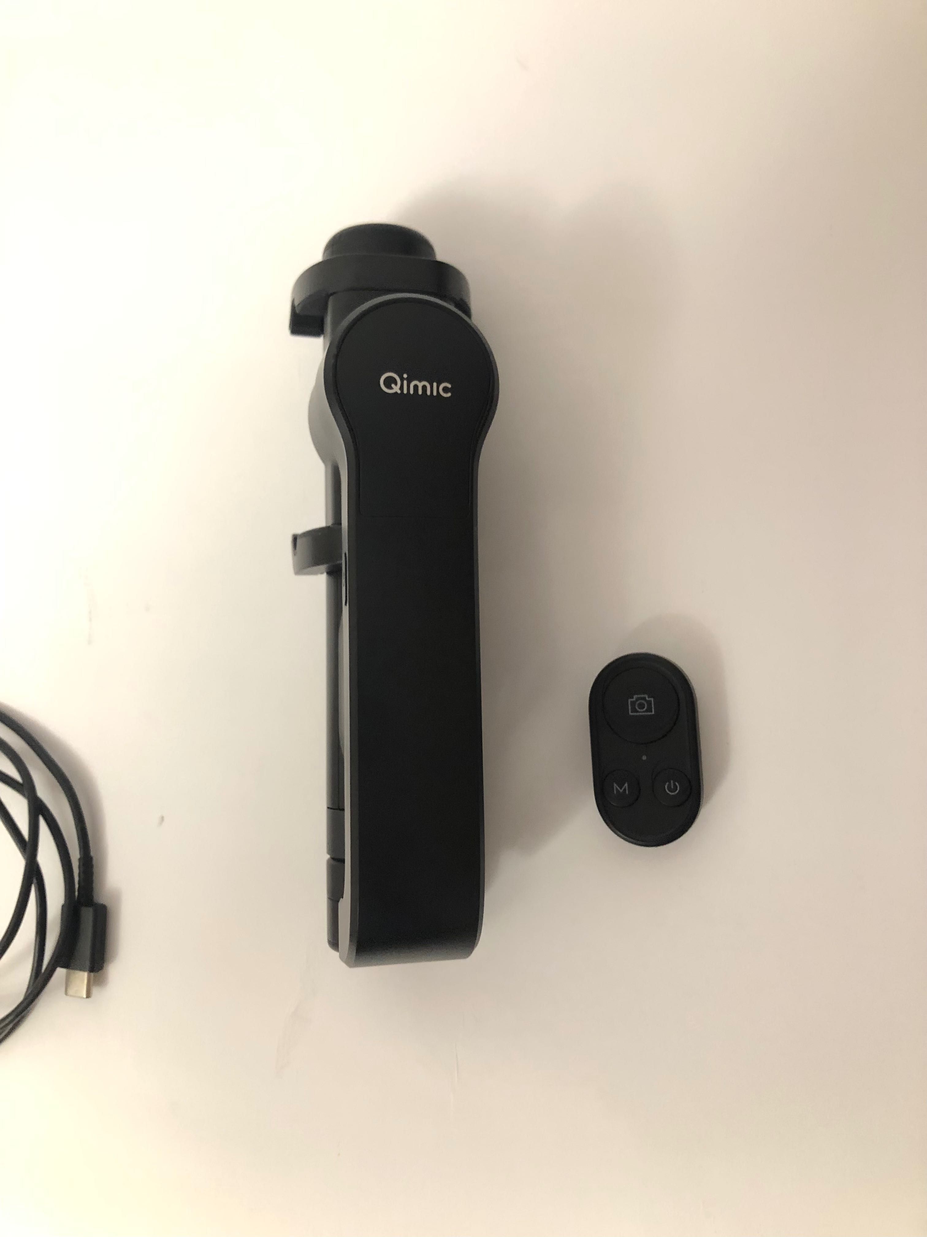 Stabilizator, statyw gimbalowy Qimic do smartfonów, selfie Stick