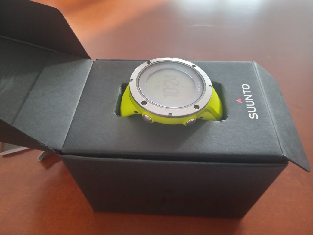 Suunto Ambit 3  Limonkowy z Szafirowym Szkłem  Uniseks