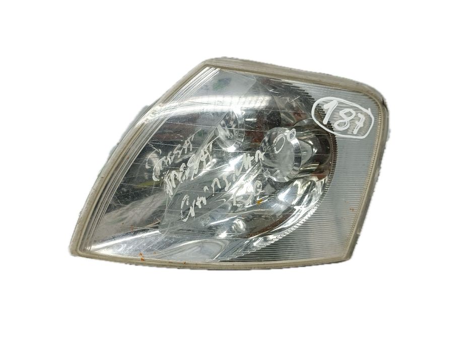 Pisca frente esquerdo VOLKSWAGEN Passat Variant (3B5)