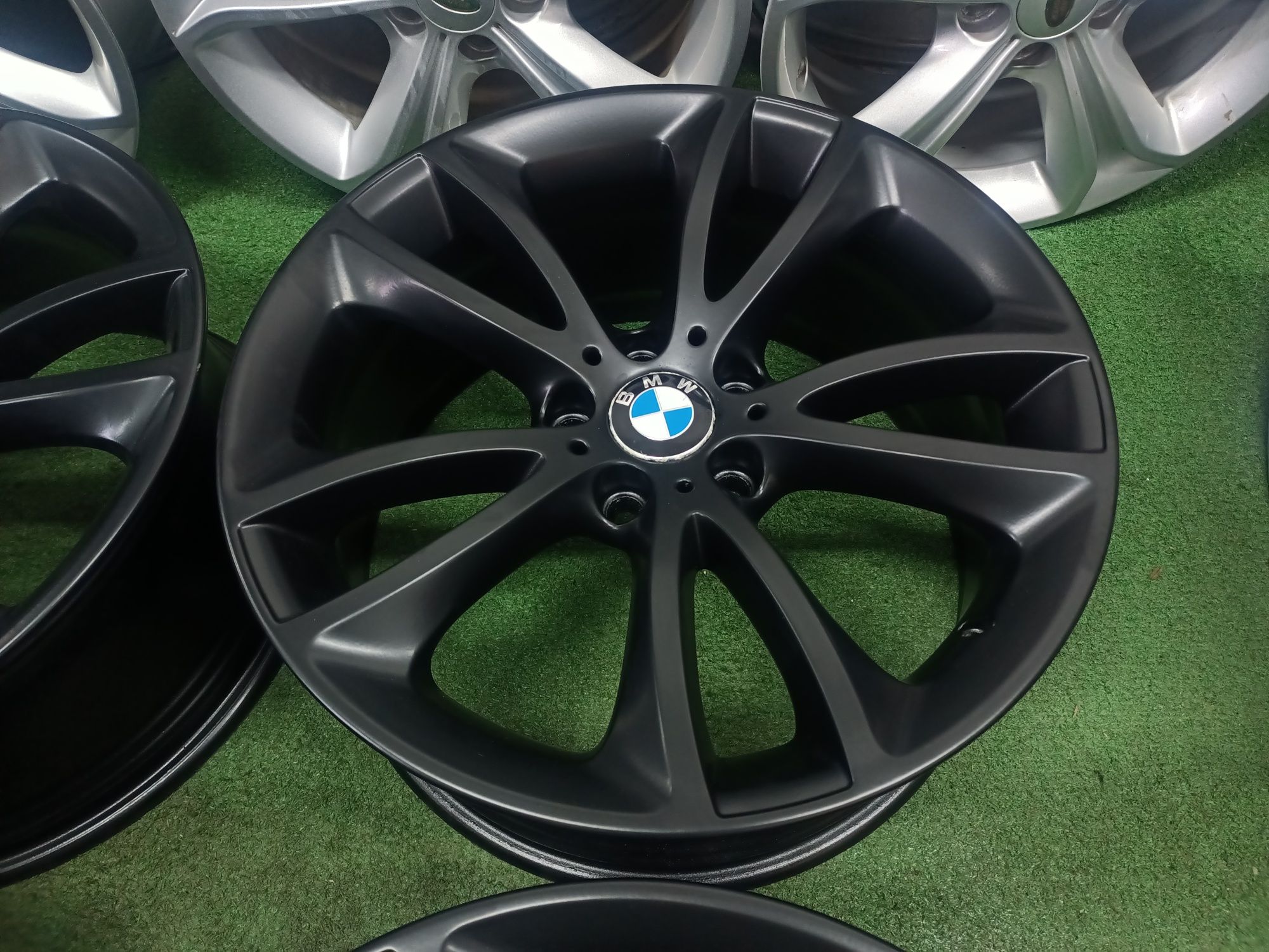 19" felgi 5x120 et33 Oryginalne BMW F11 F10 E90 E91 E92 X3 M-pakiet