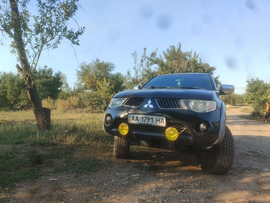 Mitsubishi L200, Митсубиси Л200