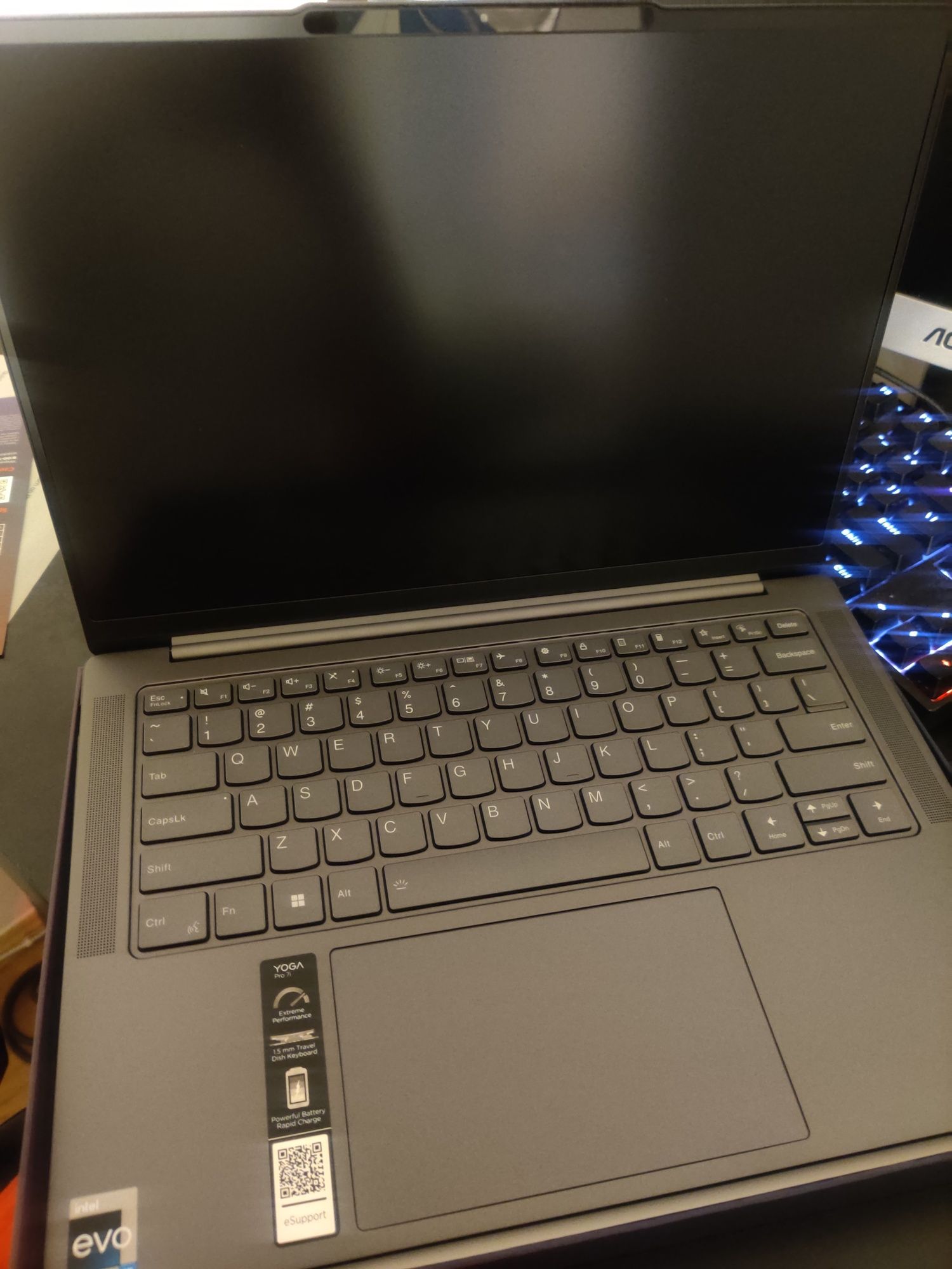 Laptop Lenovo Yoga Pro 7