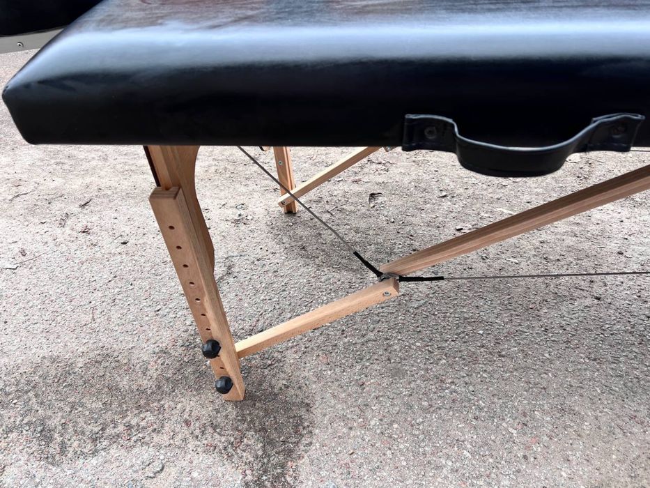 Продам масажний стіл стан  нового