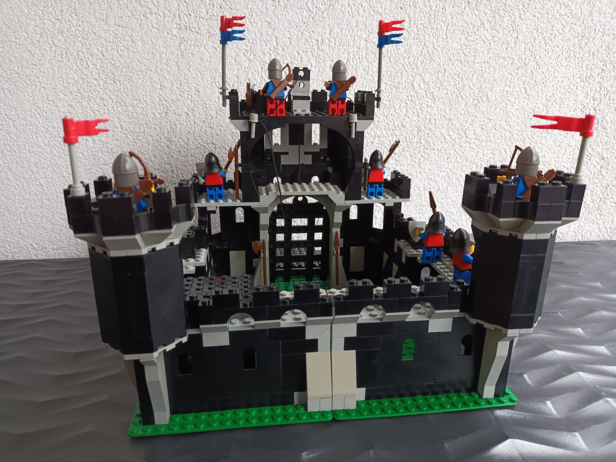 Klocki LEGO Castle 6085 - Black Monarch's Castle