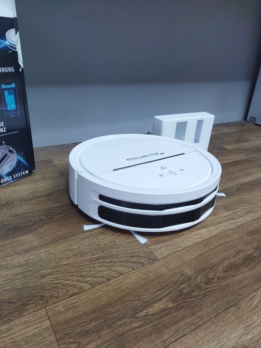 Робот пилосос Roventa