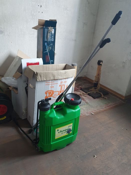 Ранцевый опрыскиватель Лемира