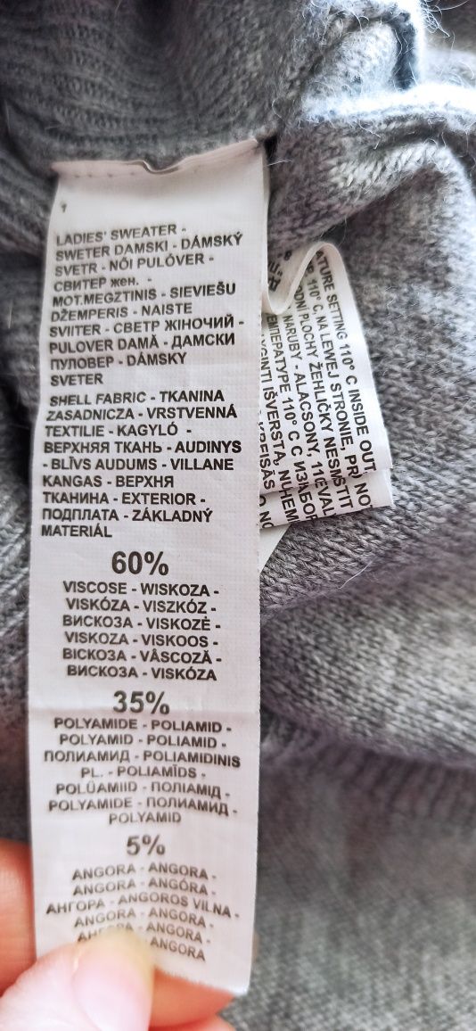 Sg Szary sweterek 36 , 38 , S , M  sweter 36 , 38 Reserved angora dłuż