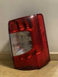 Prawy tyl lampa do chrysler Town&country  uszkodzona town and country