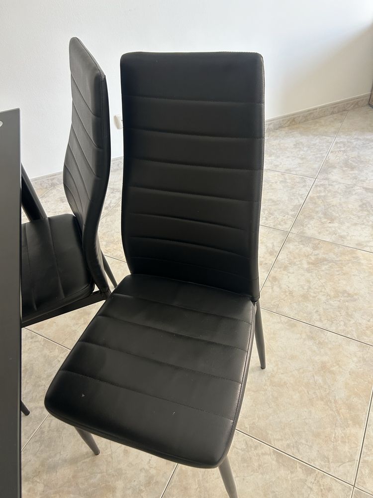 Mesa de jantar + cadeiras