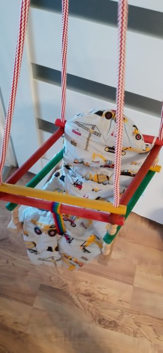 Huśtawka drewniana z MIĘKKIM materacykiem oparciem