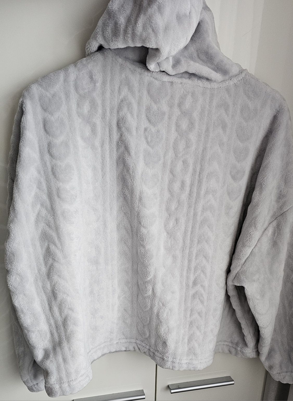 Dres ciepły szary r.M plus TH gratis bluzka