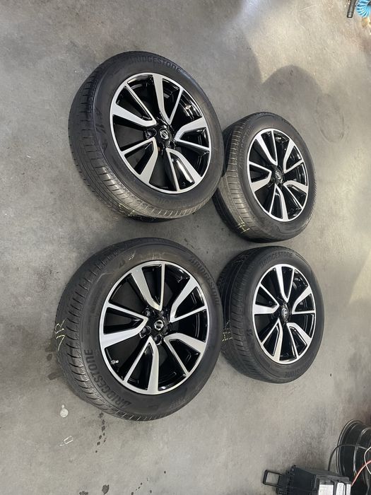 Felgi kola nissan qashqai x trail 19 cali 5x114,3 et40 opony 225/55/19