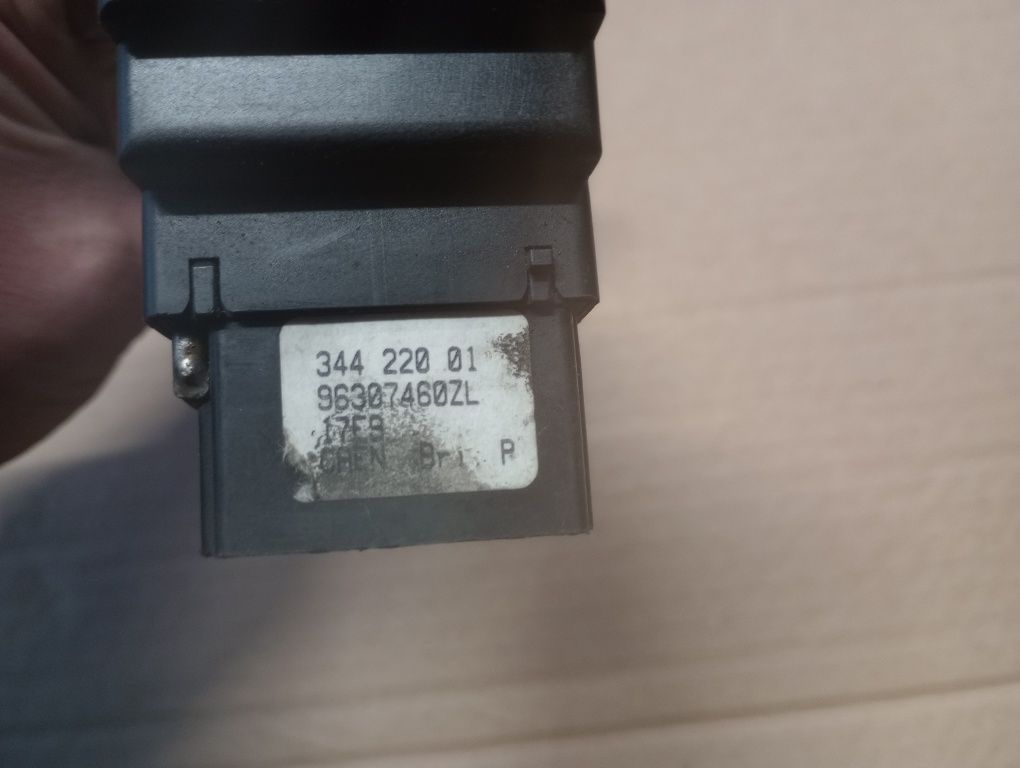 Peugeot 206 manetka przełącznik kierunkowskazów świateł