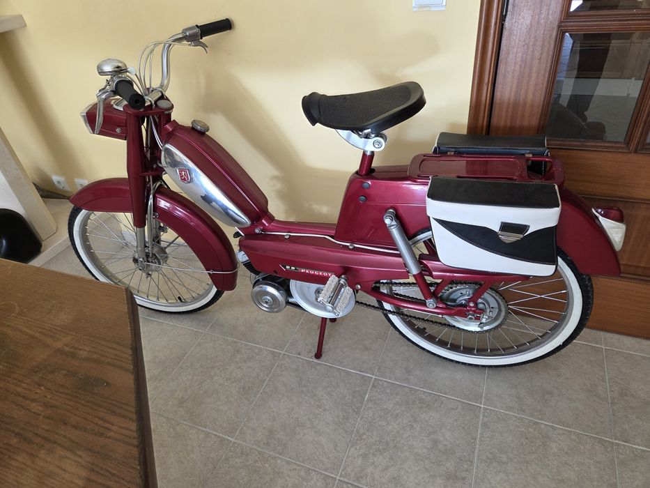 Bicicleta com motor Peugeot