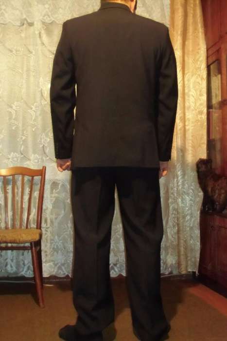 Костюм мужской
