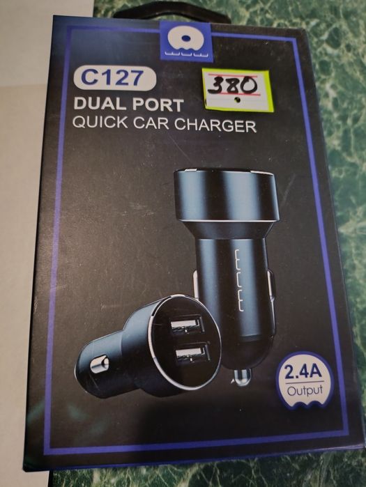 Автомобильная зарядка для телефона, планшета, регистратора