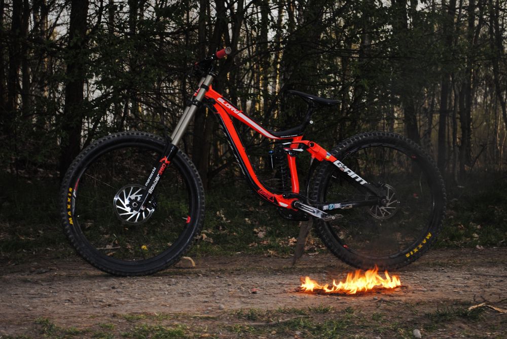 Giant Glory 2018 (Trek, Scott,Nsbikes, ghost , mondraker, cube)