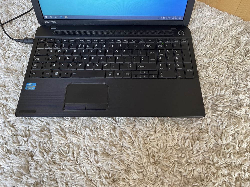 Toshiba Satellite C50 Intel Core i3