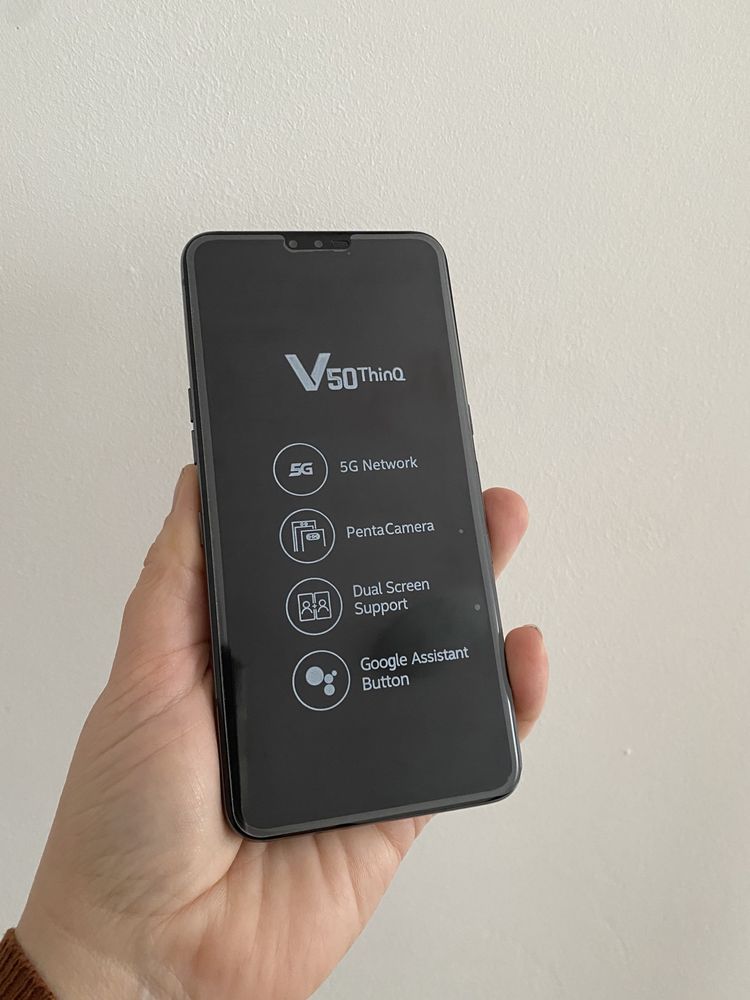 Продам смартфон LG V50 ThinQ Флагман