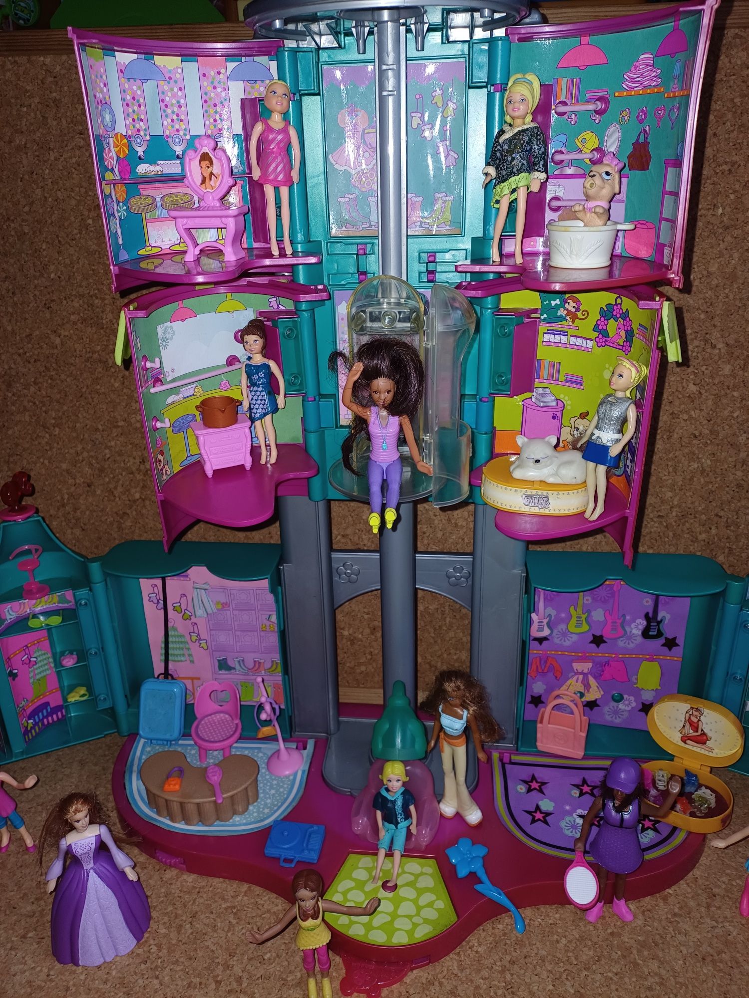 Barbie, 13 bonecas, Polly Pocket, shopping. Casa, Brinqued