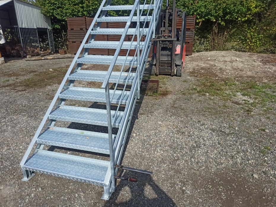 Schody metalowe ocynkowane