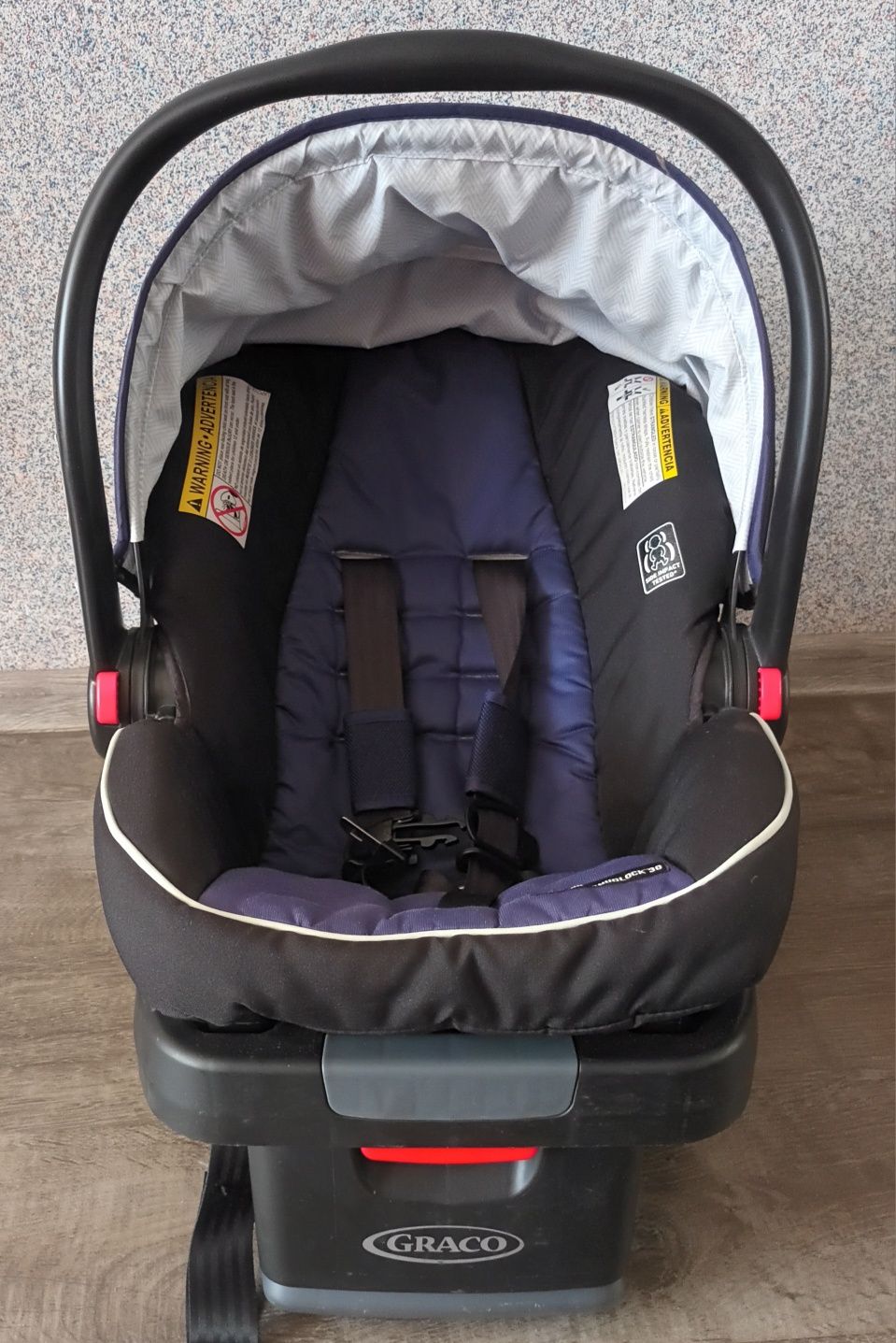 Детская коляска: "Graco Modes 3 Essentials LX Stroller Travel System.