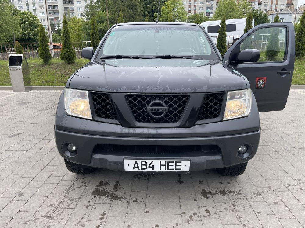 Nissan navara d40 2.5 дизель. Ніссан навара джип для зсу