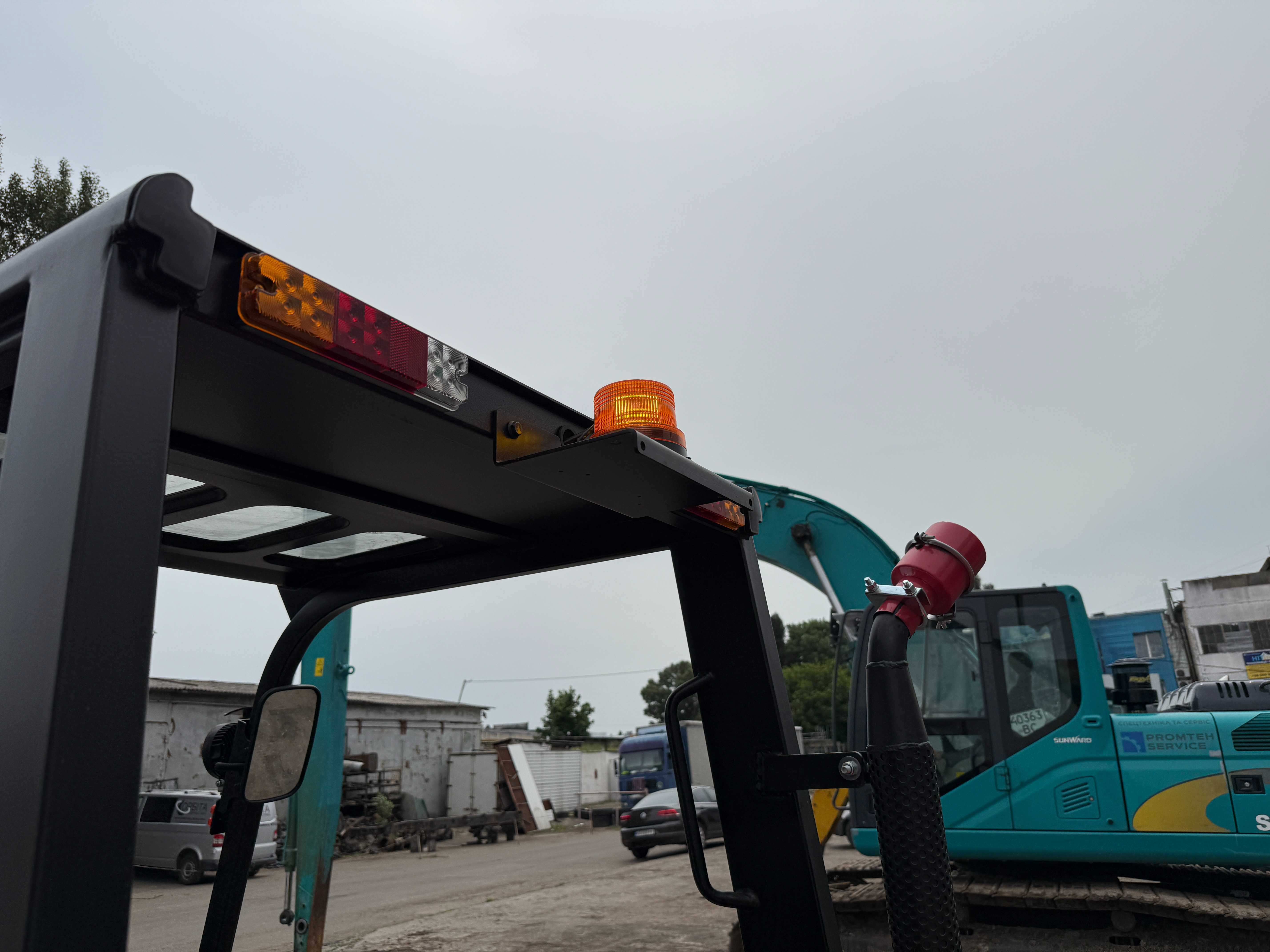 Новий вилковий навантажувач EP30T8 3т/4.8м позиціонер+бокове зміщення