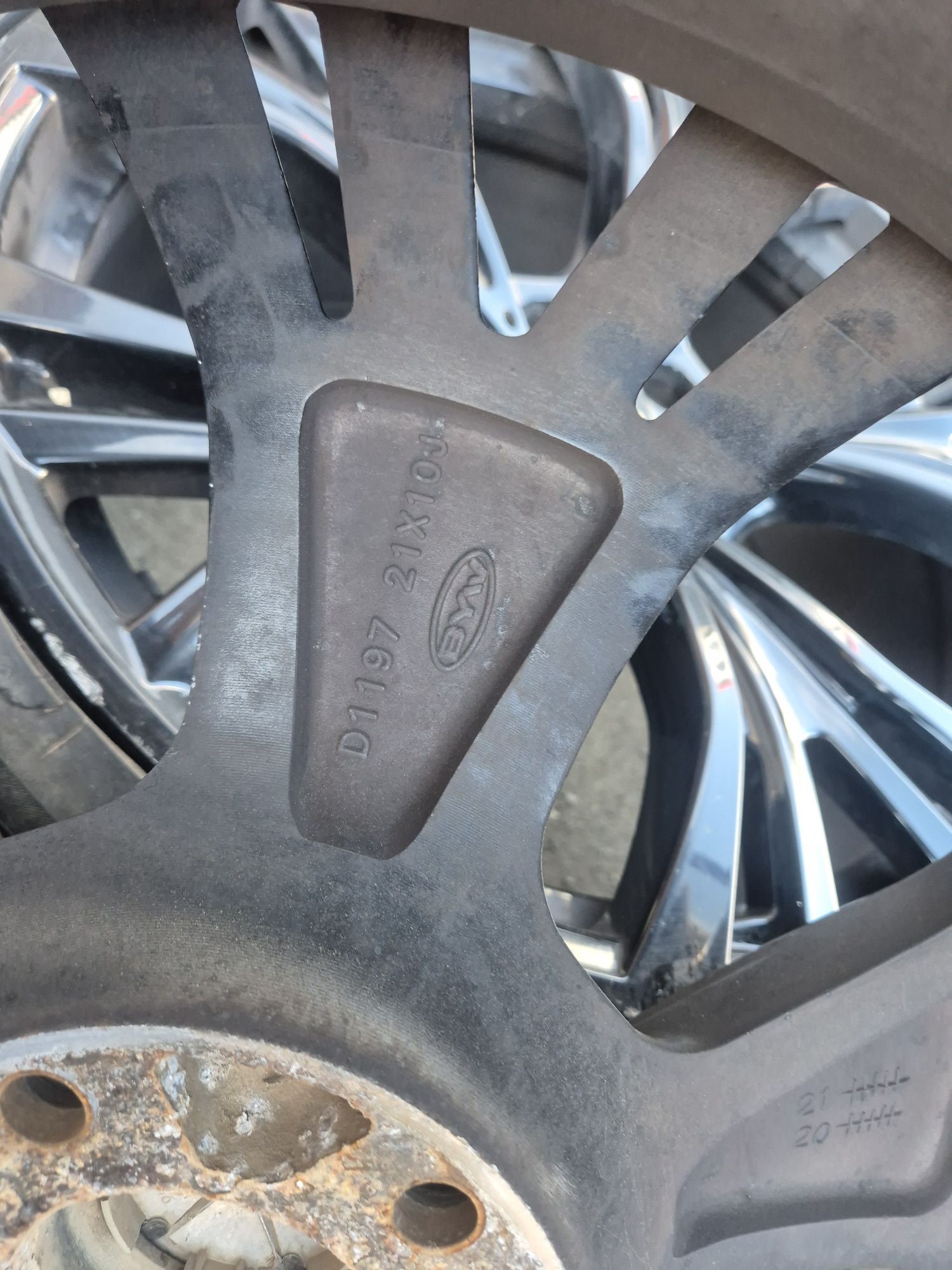 Felgi Alu R21 5x120 ET35 ET40 10J 11J Bmw X5 E70 X6 E71