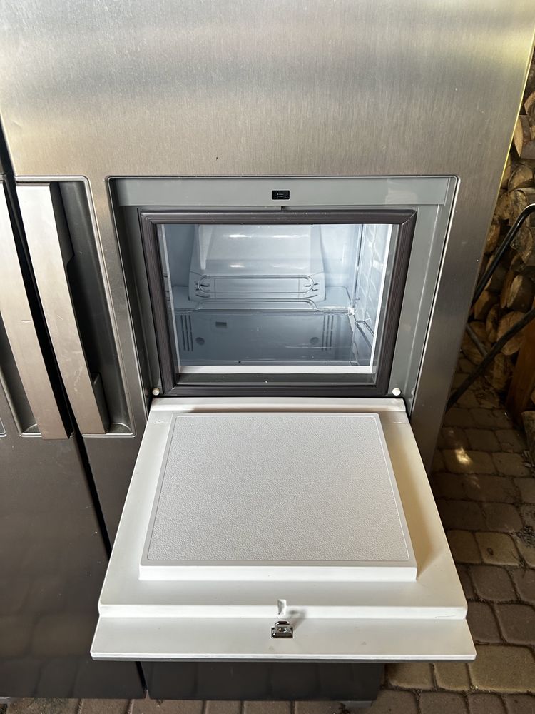 Lodówka zamrażarka Samsung  RS7778FHCSL
