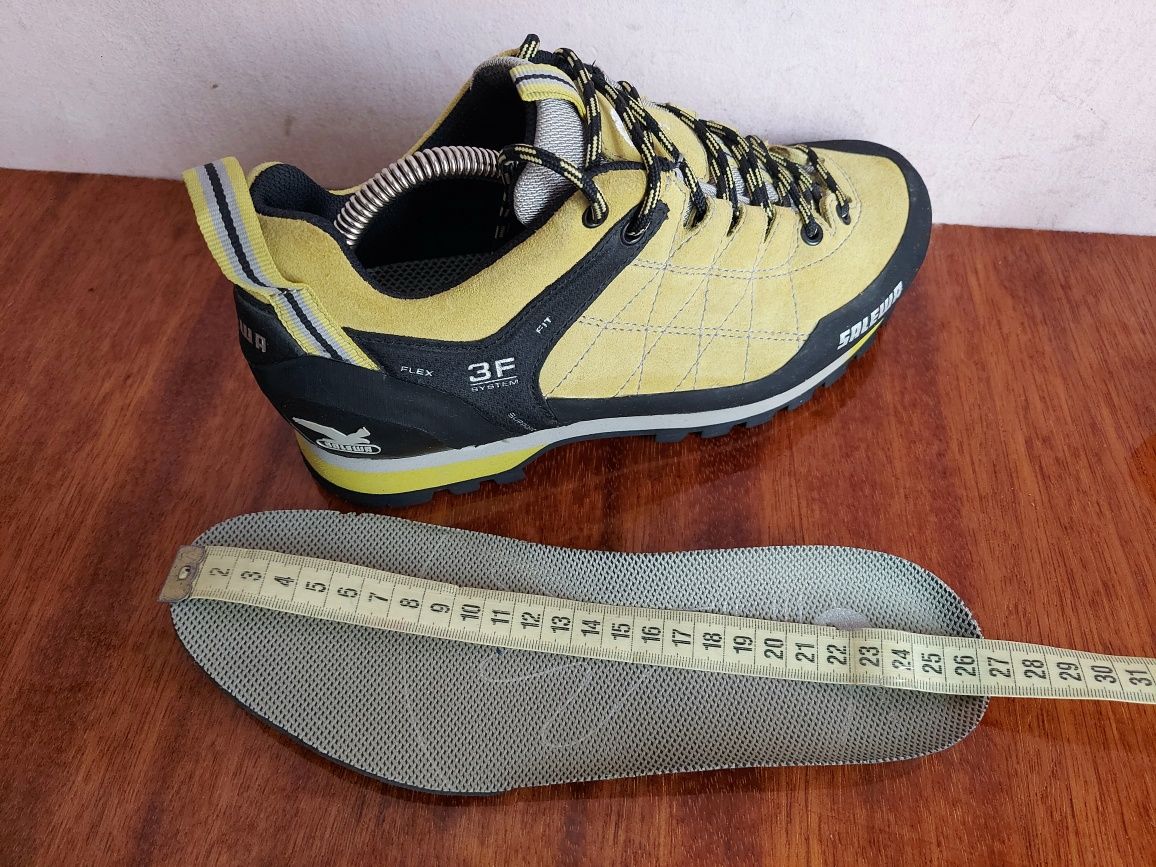 Кроссовки гірські трекинговые  фірми salewa trainer lime vibram оригін