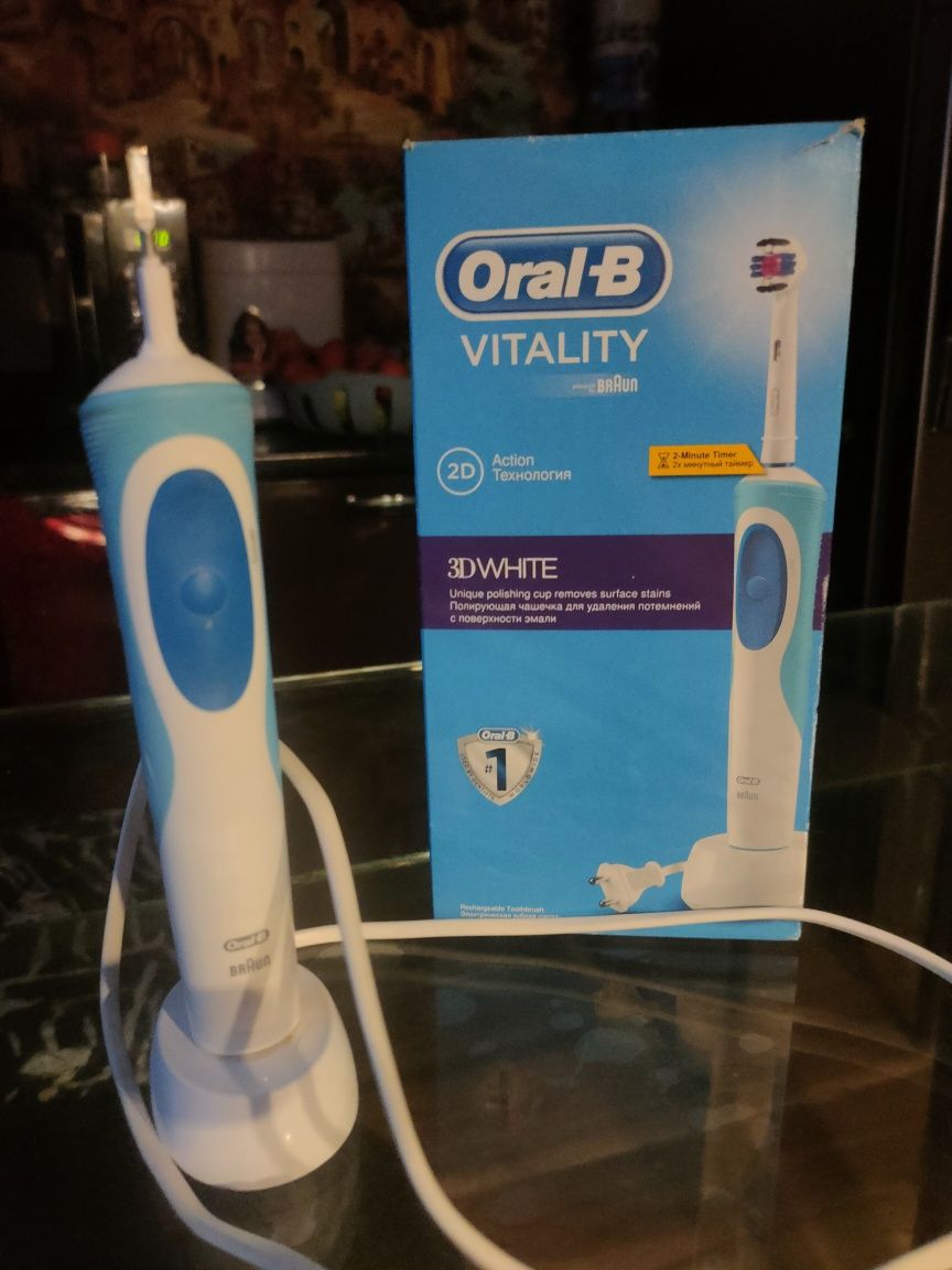 Зубная щётка Oral-b электрическая