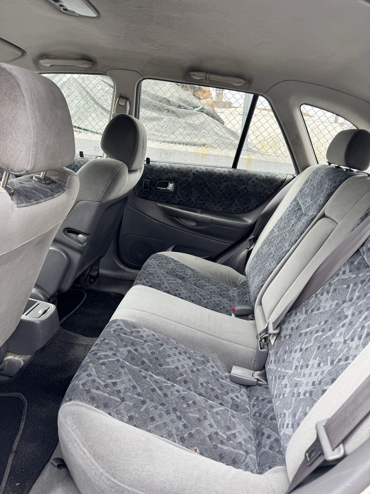 Mazda 323F 1.4i 75CV
