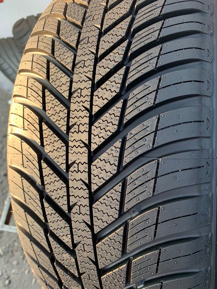 Шини нові 225/50 R17 Nexen всесезон  2022 рік