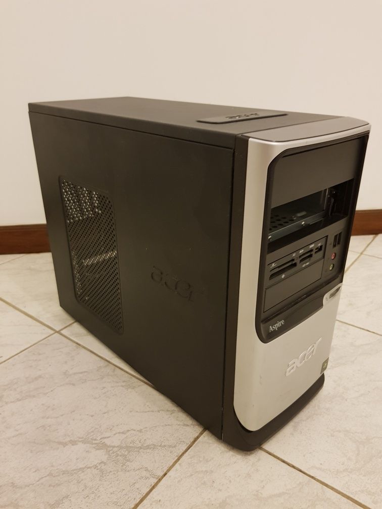 Caixa de computador desktop Acer