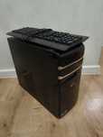 Komputer stacjonarny Q8300 Radeon R9 270X 2GB 8GB RAM Dysk SSD+HDD