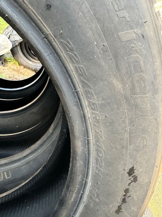 Зимові шини Hankook Winter I Cept Evo 3 X W330A (225/65R17 102H)