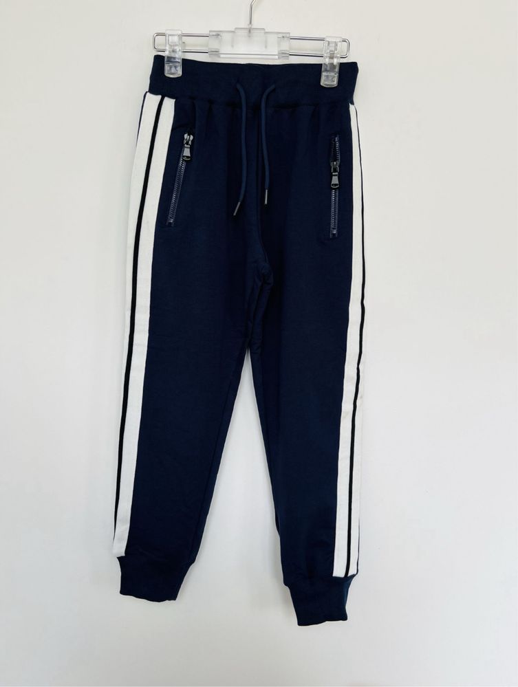 Komplet chłopięcy dresowy bluza spodnie granatowy r.104