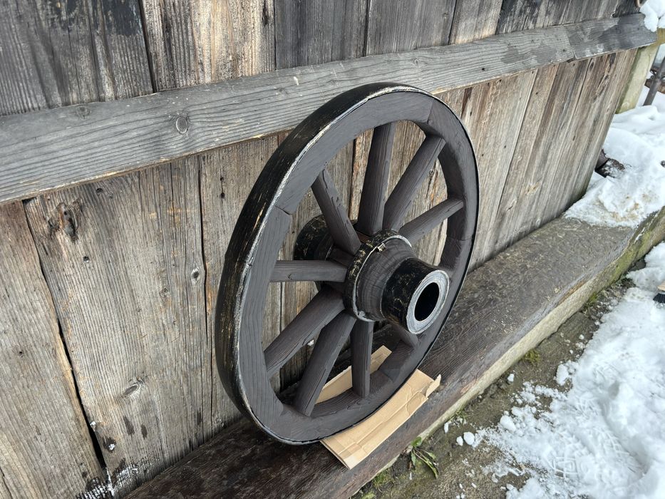 Stare koło drewniane od wozu PO RENOWACJI