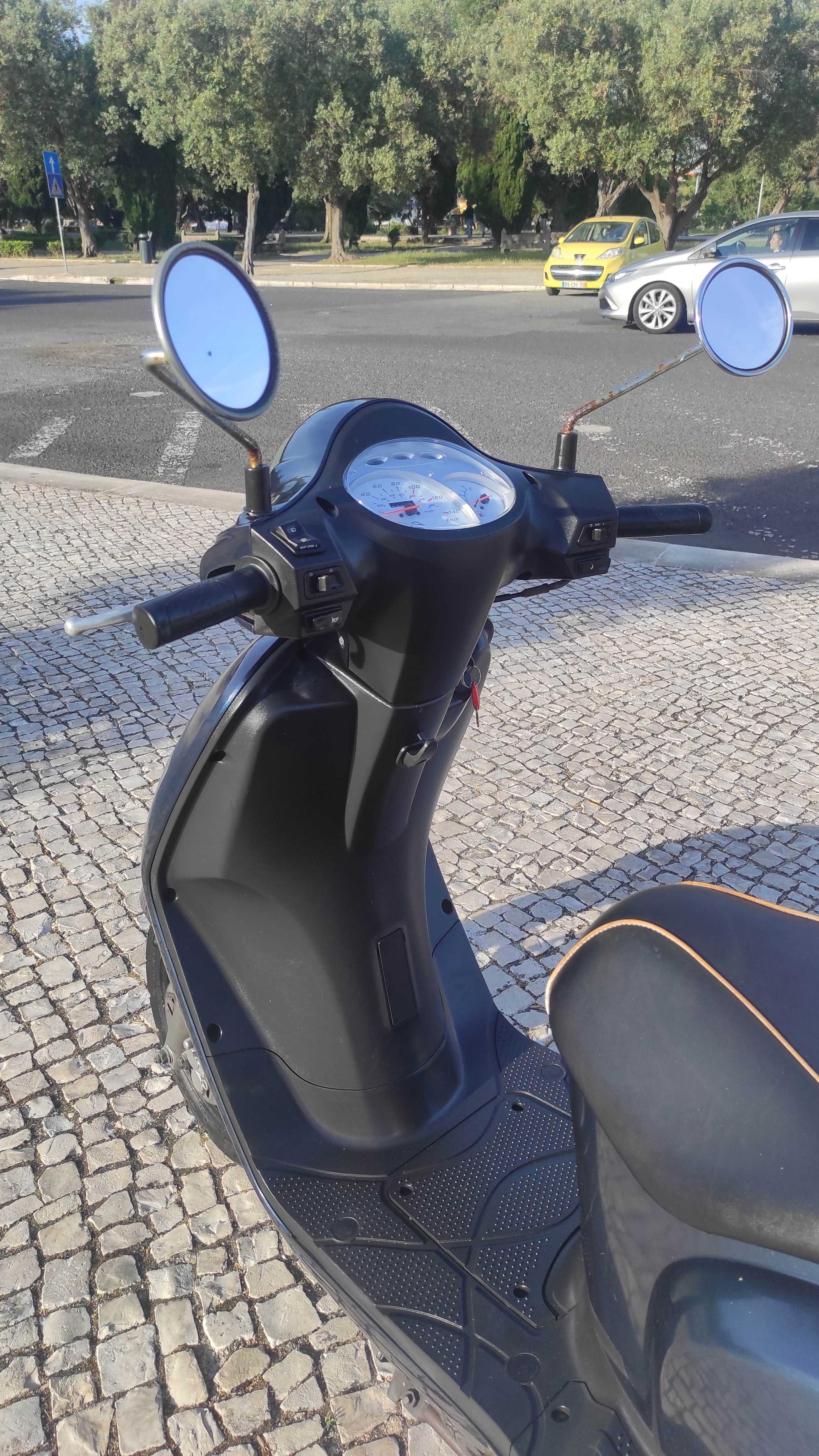 Scooter SYM fiddle 125  II