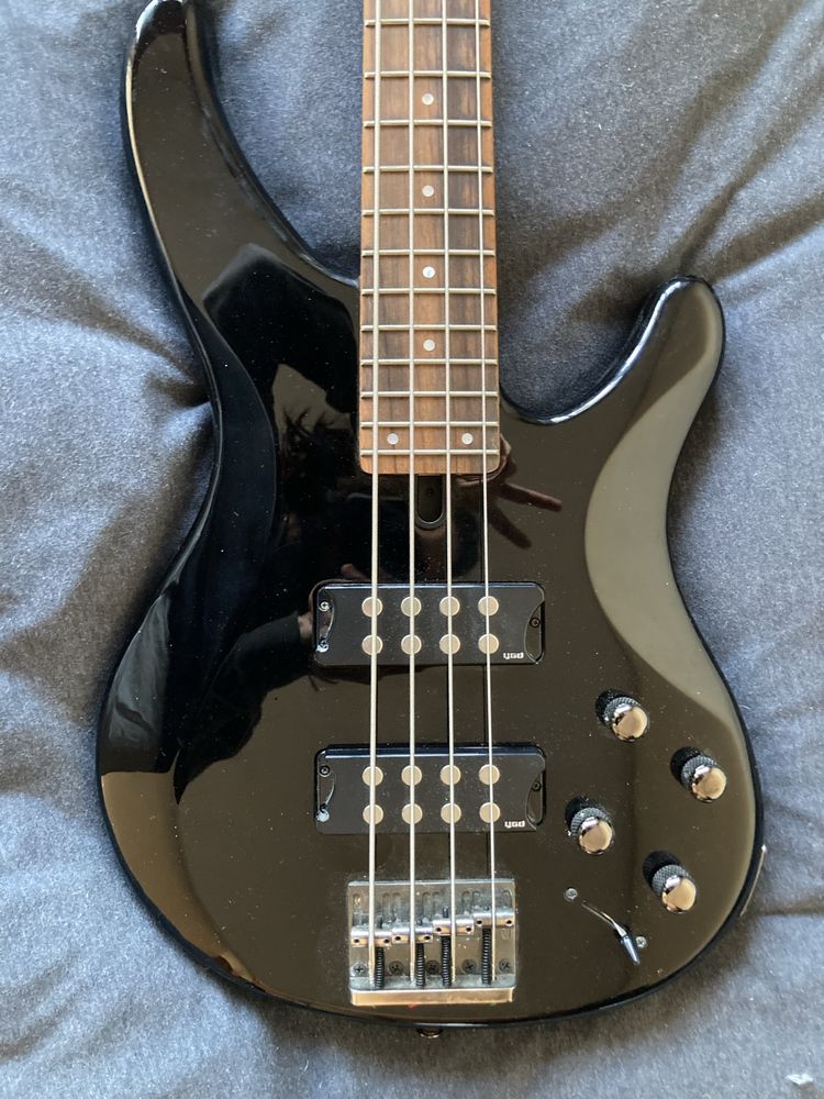Baixo Elétrico Yamaha TRBX 304 BL