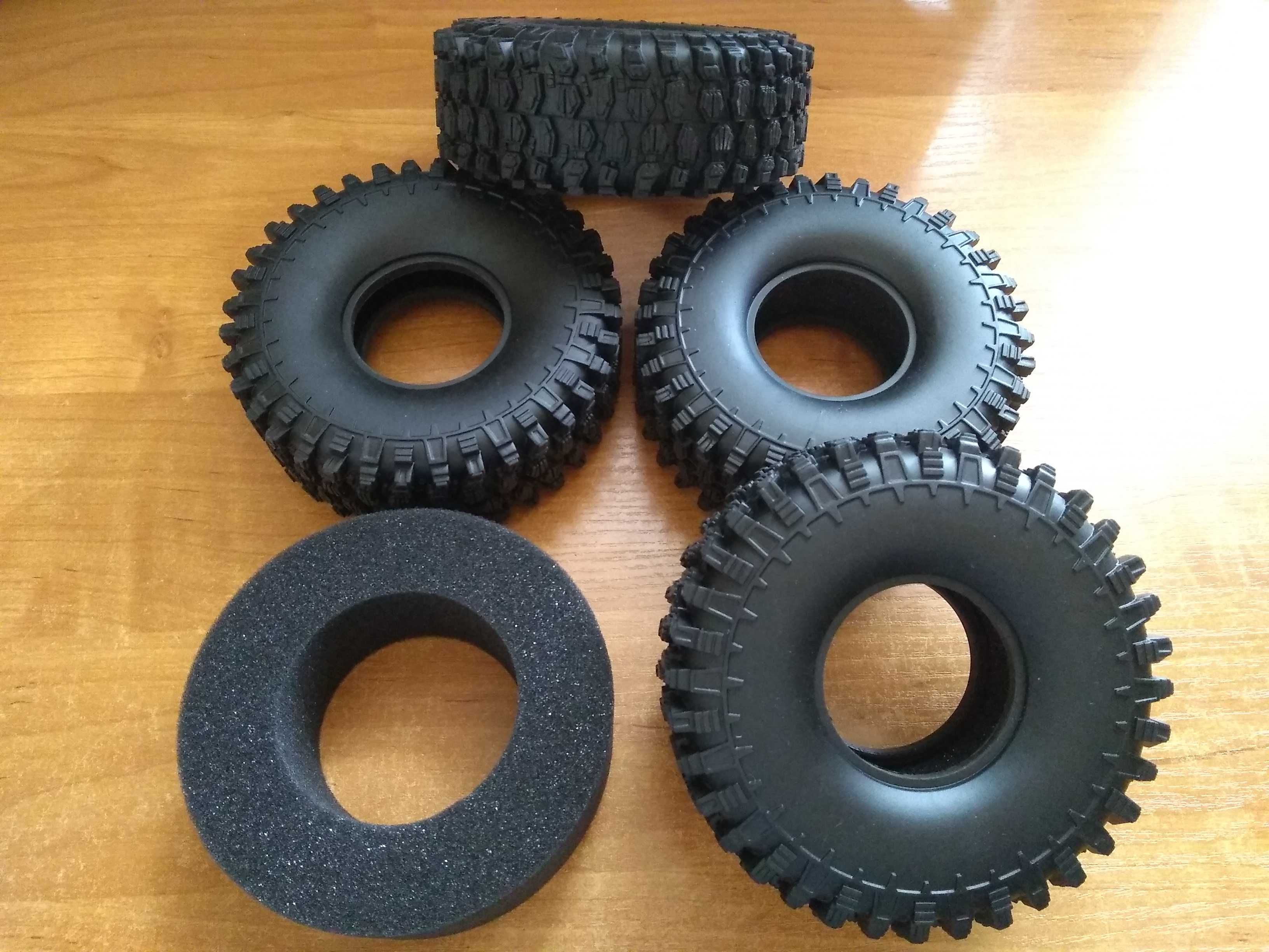 Opony RC 1.9 120mm x 45mm Miękkie Crawler Trial Axial SCX Traxxas Nowe