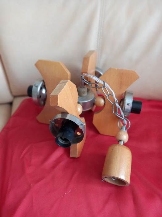 Світильник, люстра