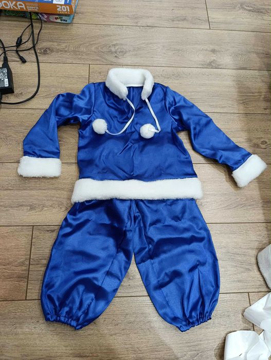 Продам новорічний костюм Миколая