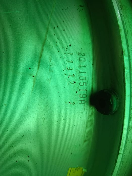 Оригинальные диски на R15 с BYD F6 подходят на Toyoty  размер на фото.