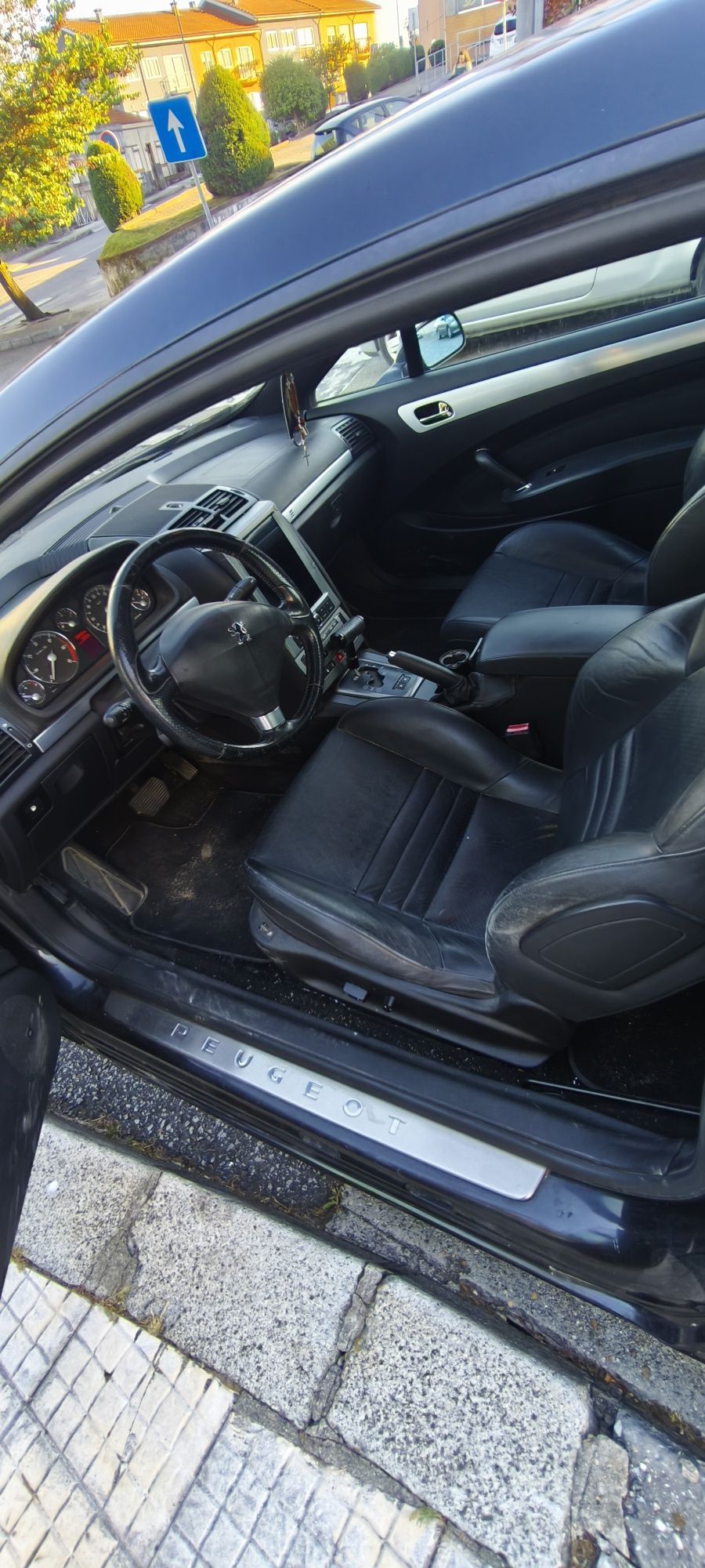 Peugeot 407 coupé 2.7 HDi bi turbo