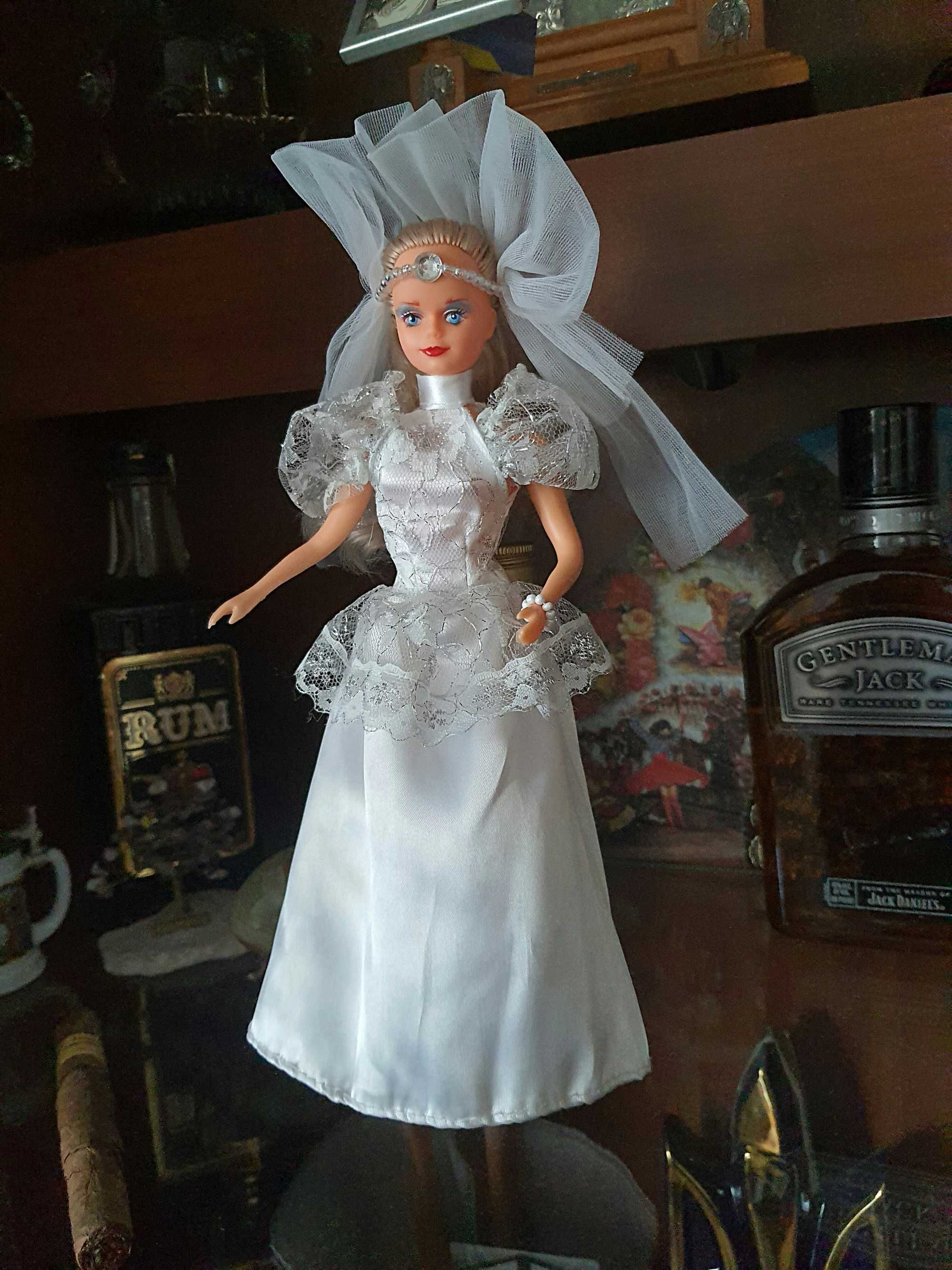 Кукла невеста в свадебном платье 90х