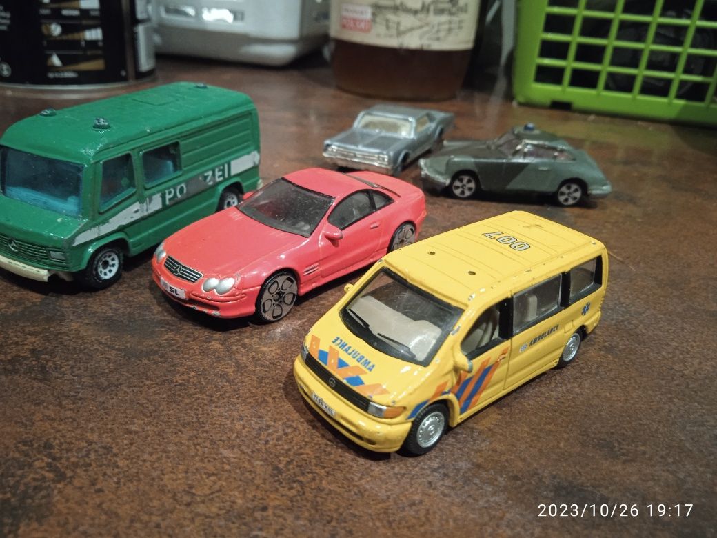 Hongwell Mercedes Benz Vito Hongwell Herpa Wiking Husky Burago Siku RS